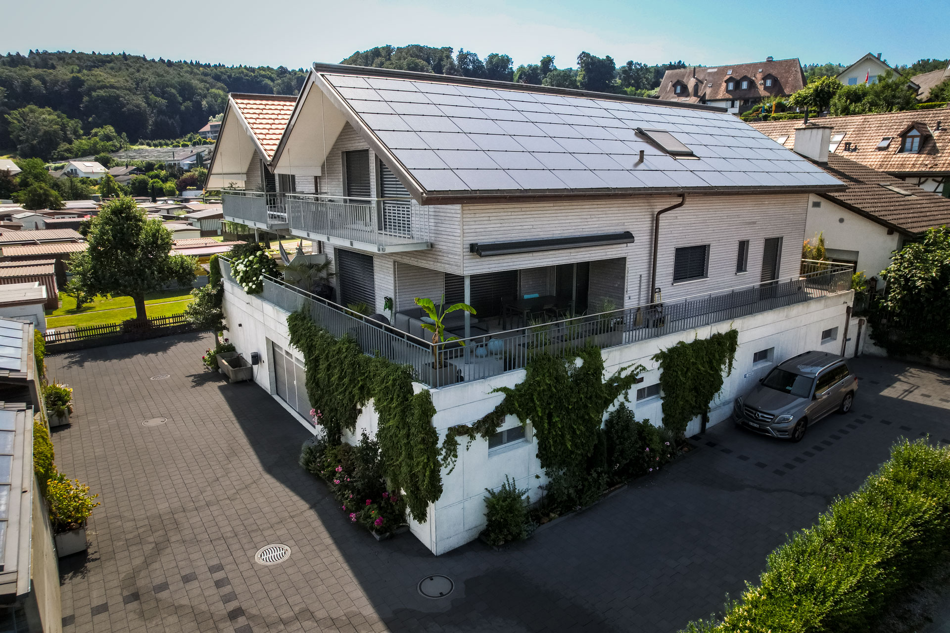 Zweifamilienhaus in Lüscherz BE